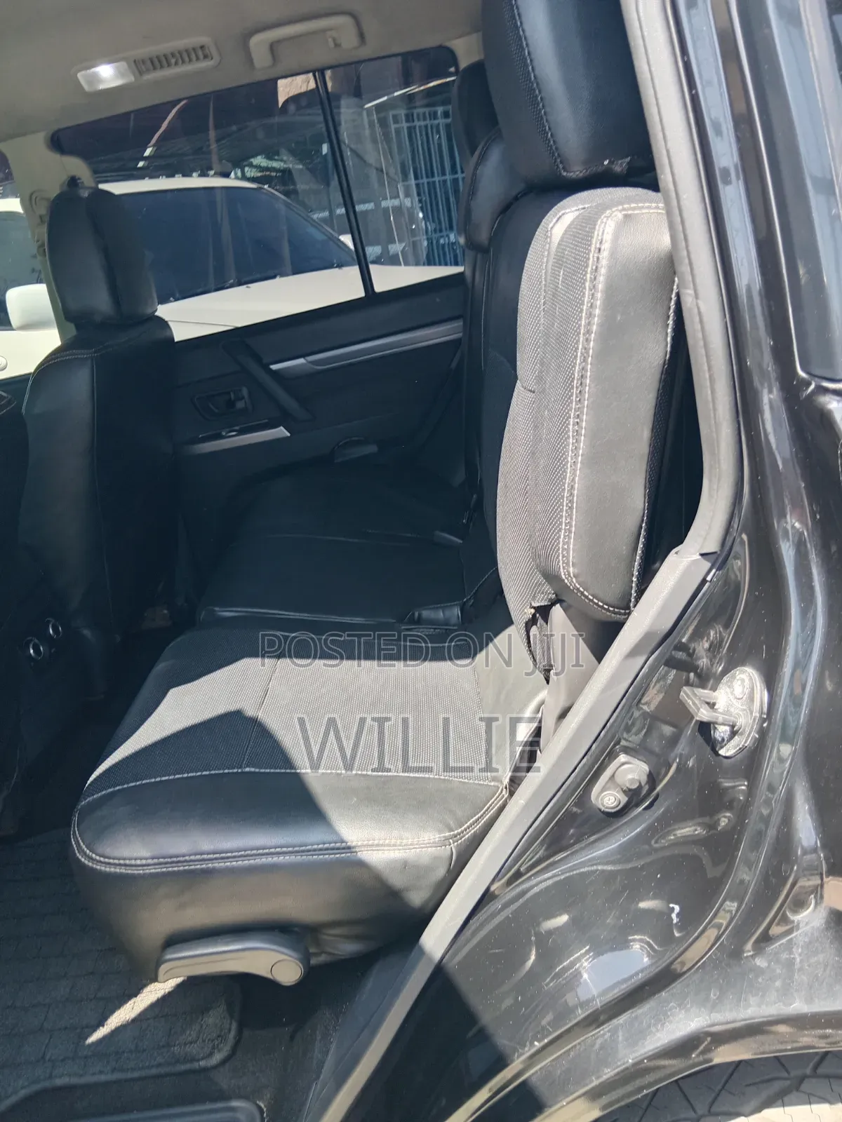 Mitsubishi Pajero 2017 Black