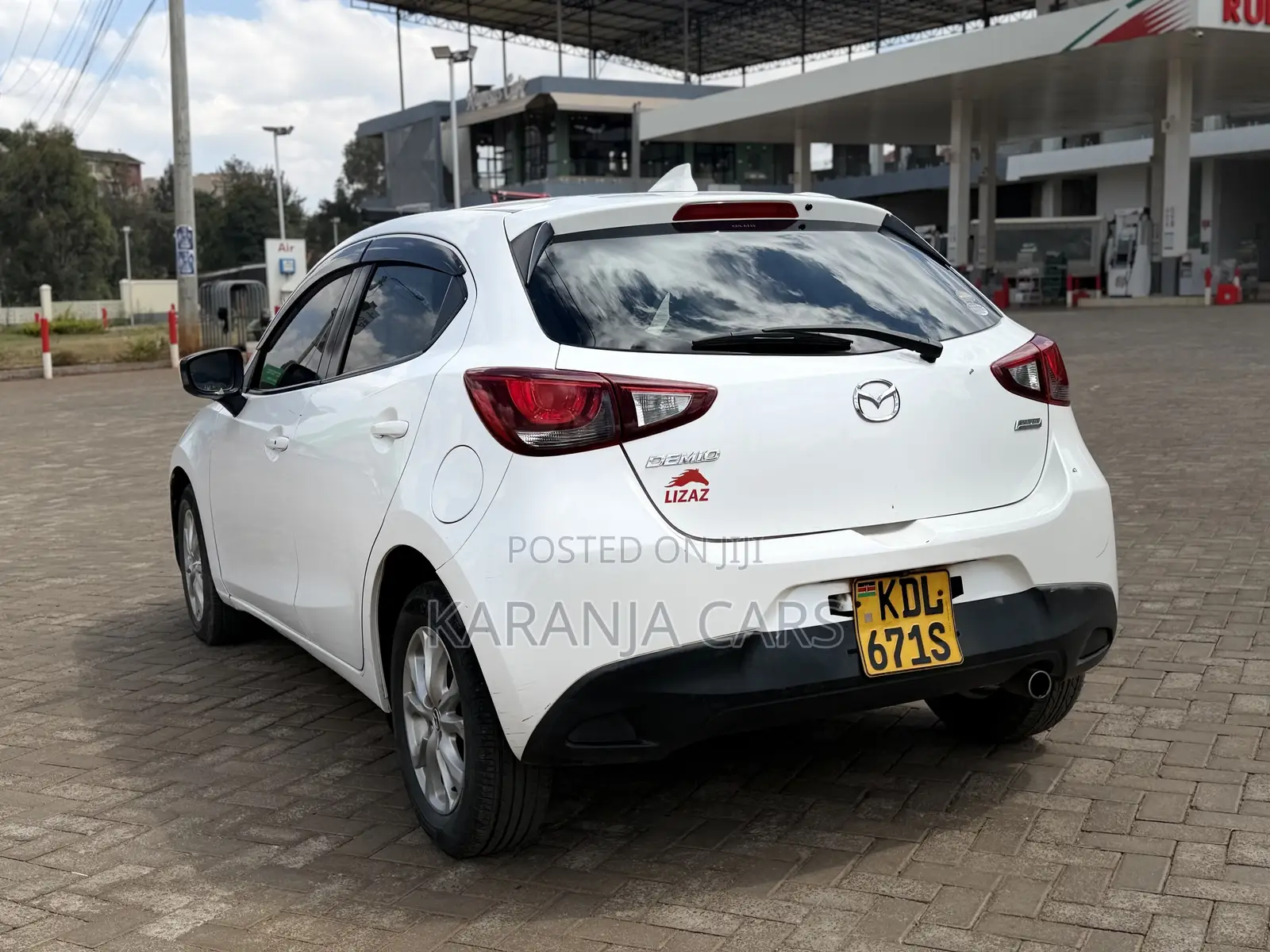 Mazda Demio 2016 Silver