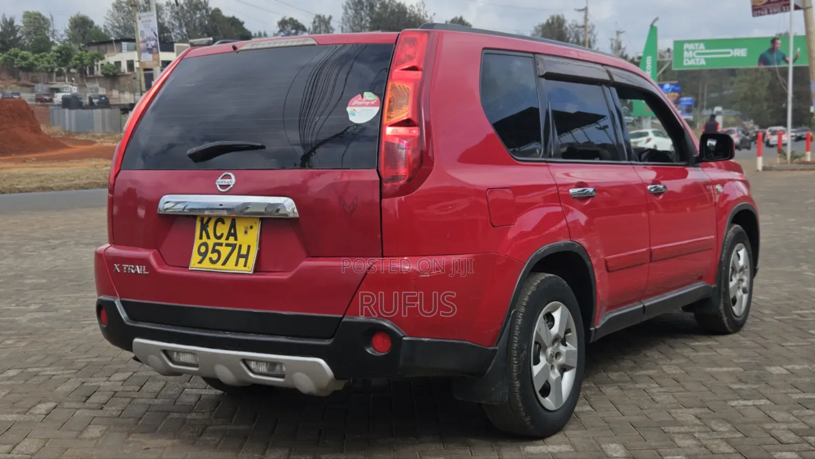 Nissan X-Trail 2.0 Petrol XE 2009 Red