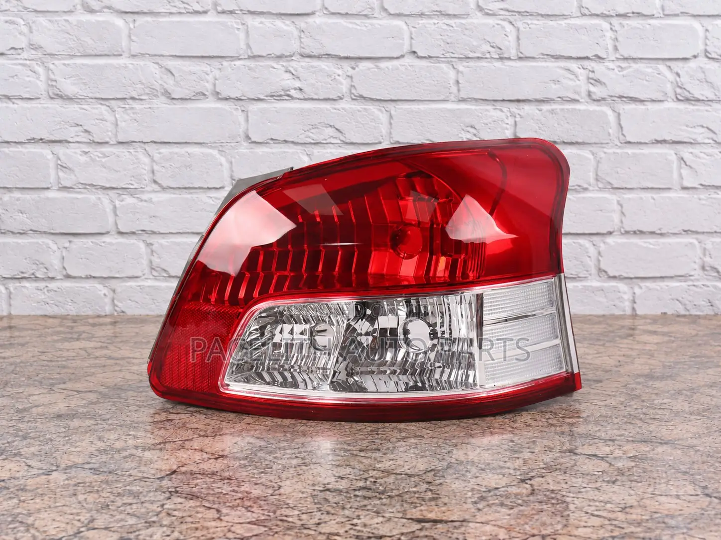 Tail Lamp / Taillight Toyota Belta 2005 - 2007