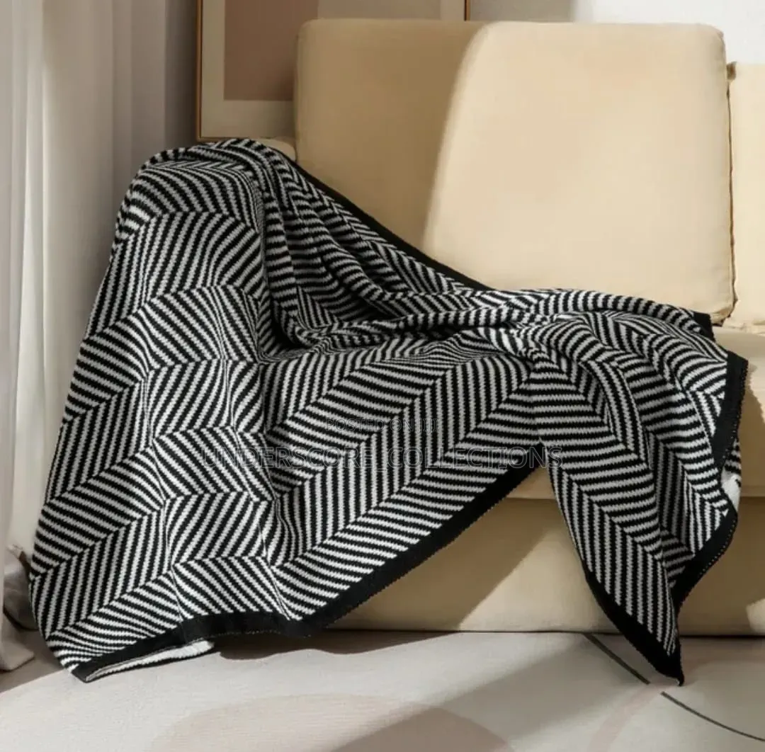 Nordic Throw Blankets