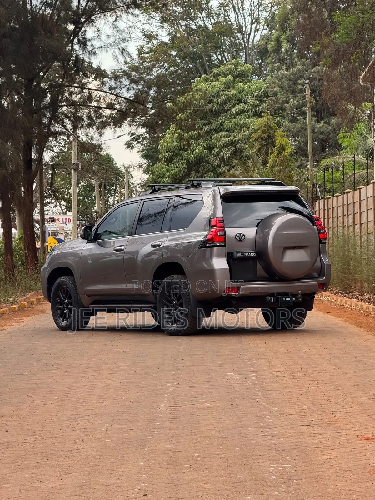 Toyota Land Cruiser Prado 3.0 172hp 2019 Silver