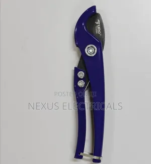 PPR Pipe Cutter. Ratcheting PVC and Plastic Pipe Cutter