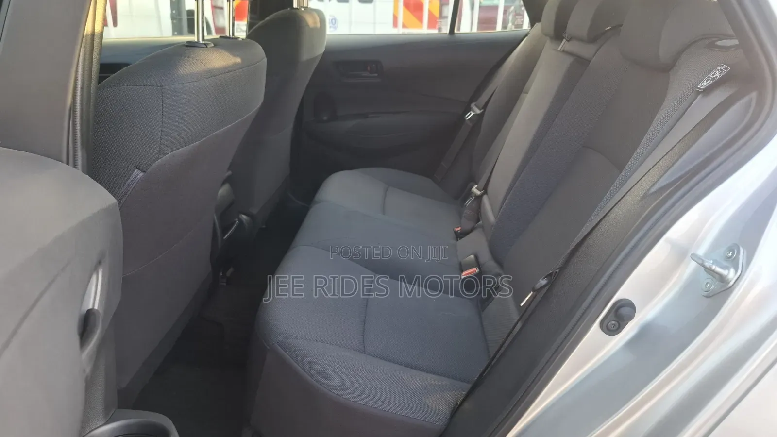 Toyota Corolla Touring S 2019 Silver