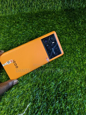 New Vivo iQOO 9 Pro 256 GB Orange