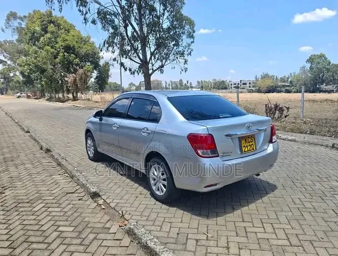 Toyota Axio 2012 Silver
