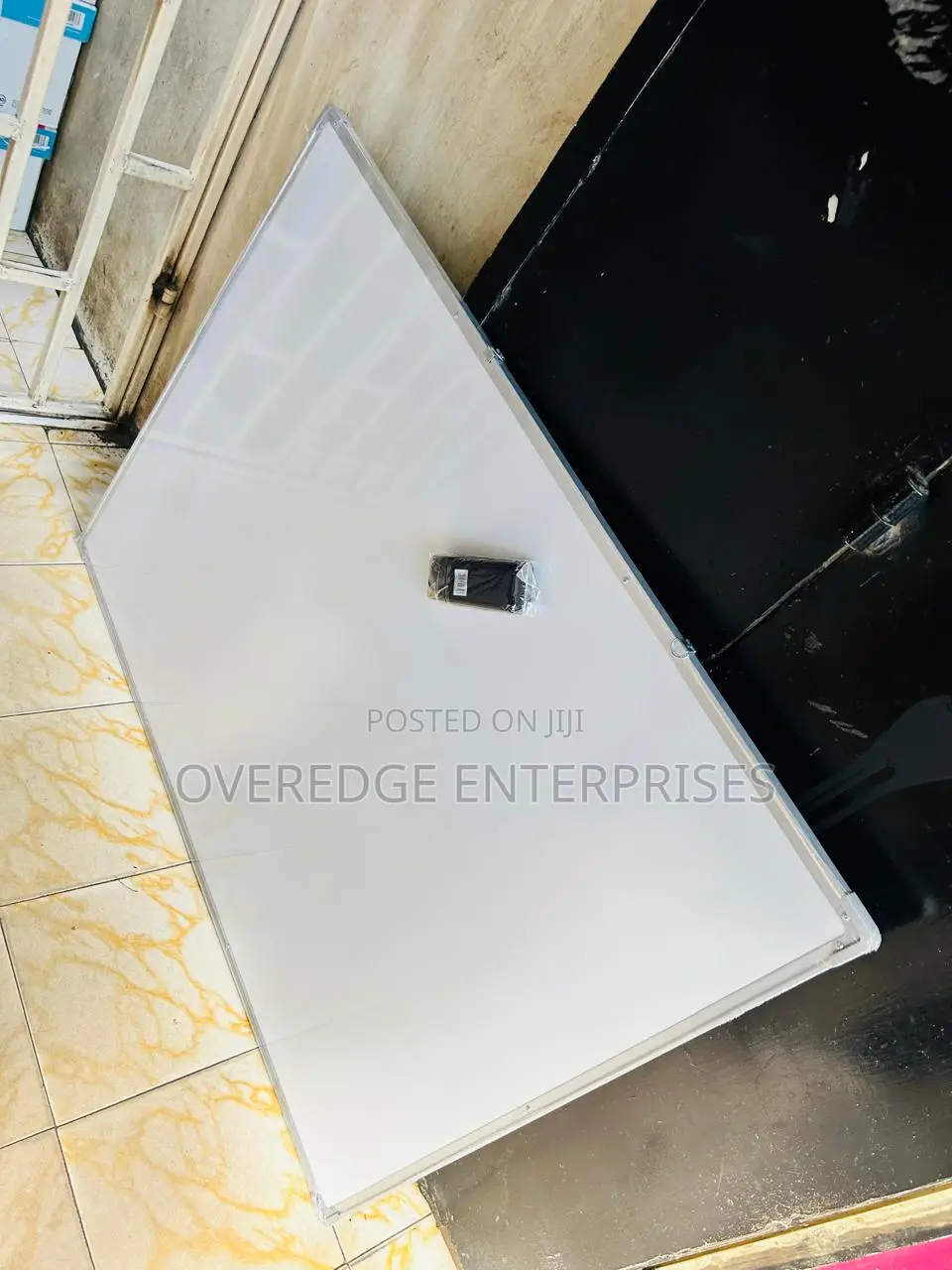 4by3ft Whiteboard With Eraser