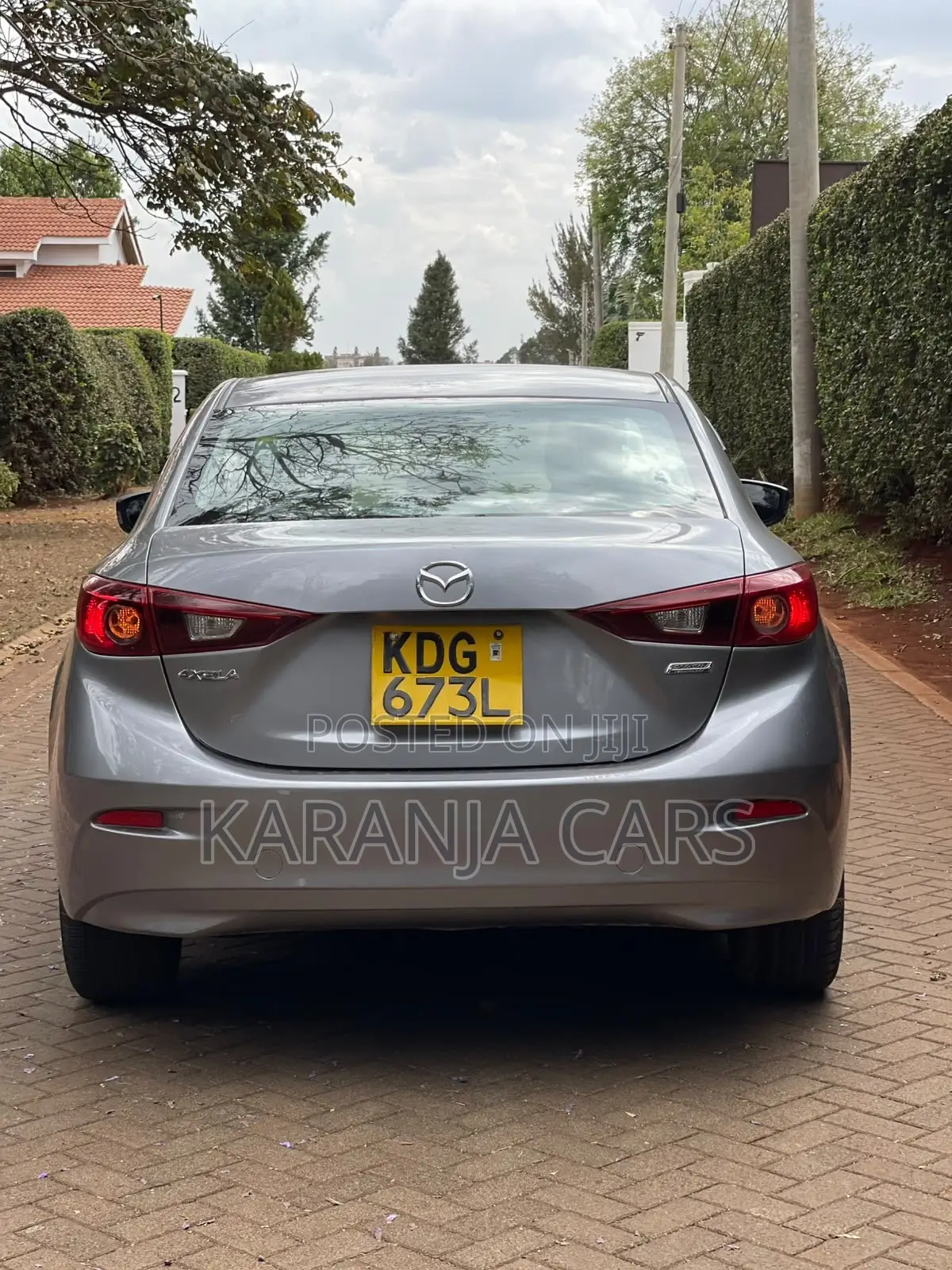 Mazda Axela SV Premium 2014 Silver
