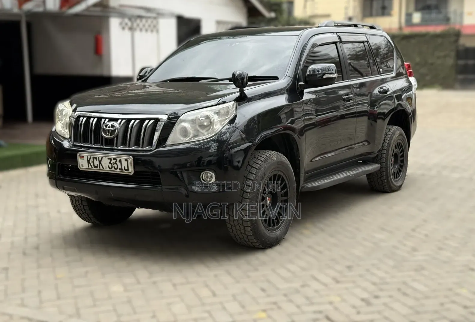 Toyota Land Cruiser Prado 2.7 i 2011 Black