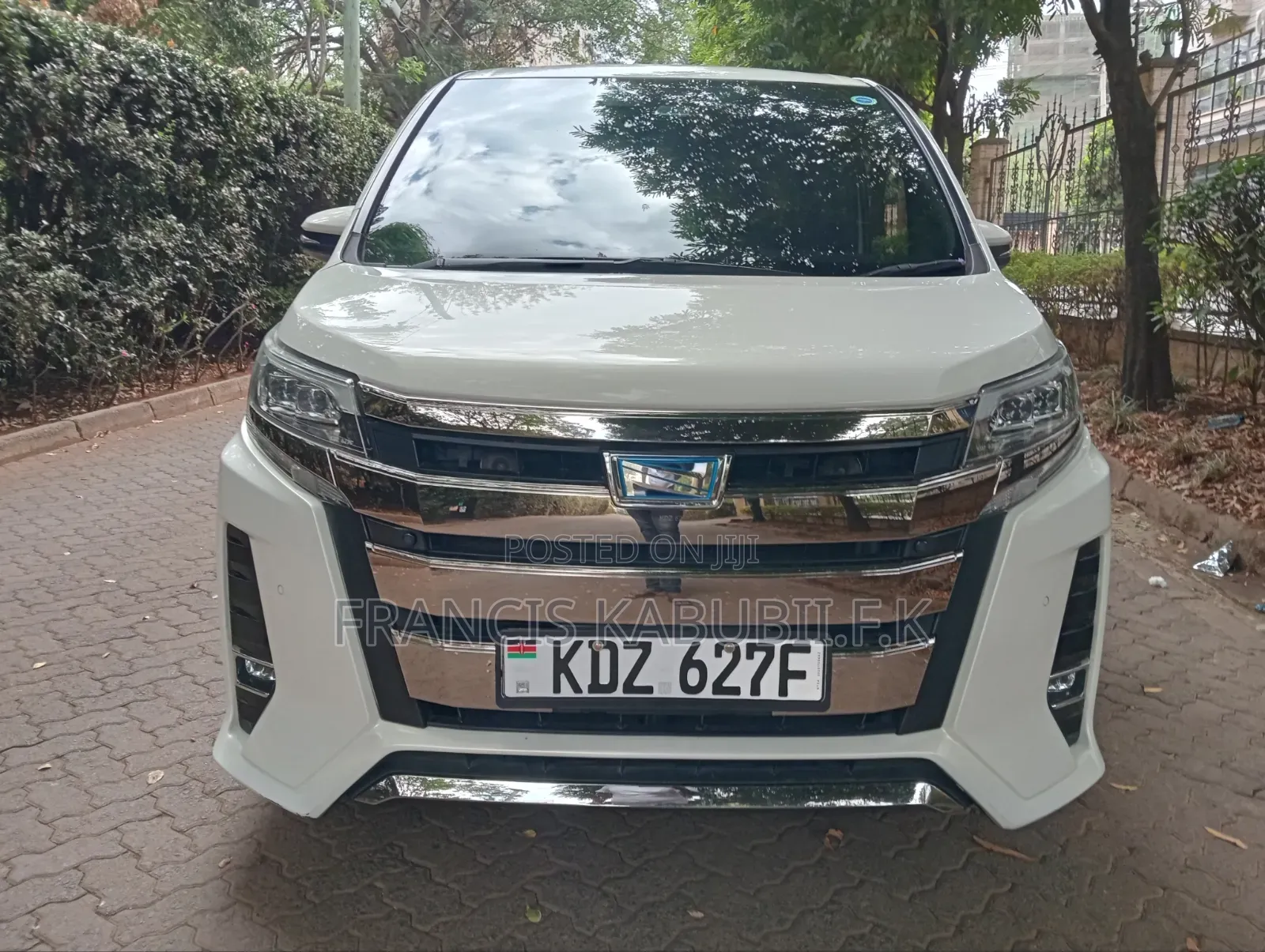 Toyota Noah 2.0 AWD (7 Seater) 2019 Silver