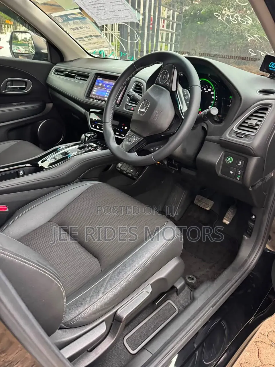 Honda Vezel 2020 Matt Black