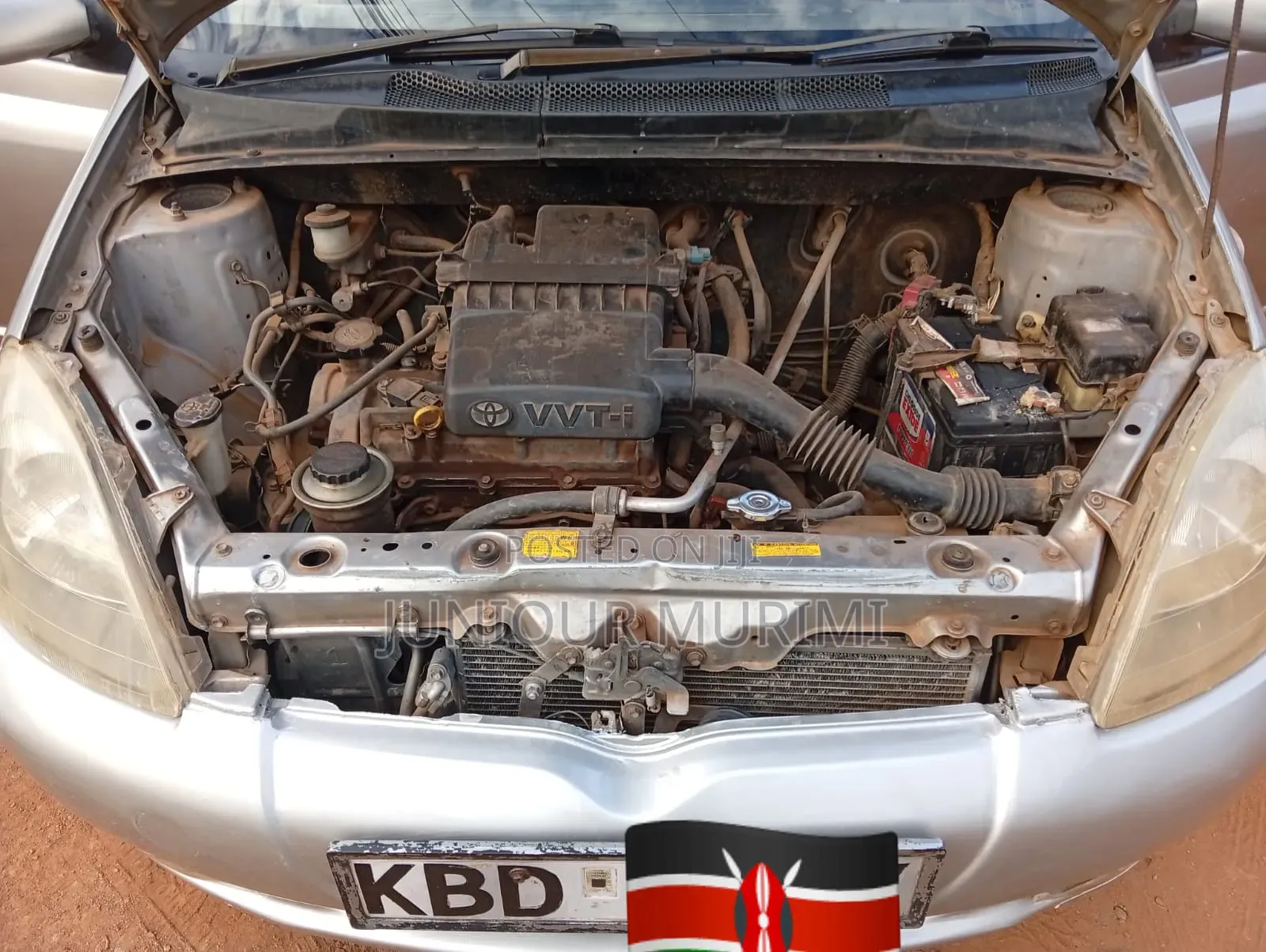 Toyota Vitz 2001 Silver