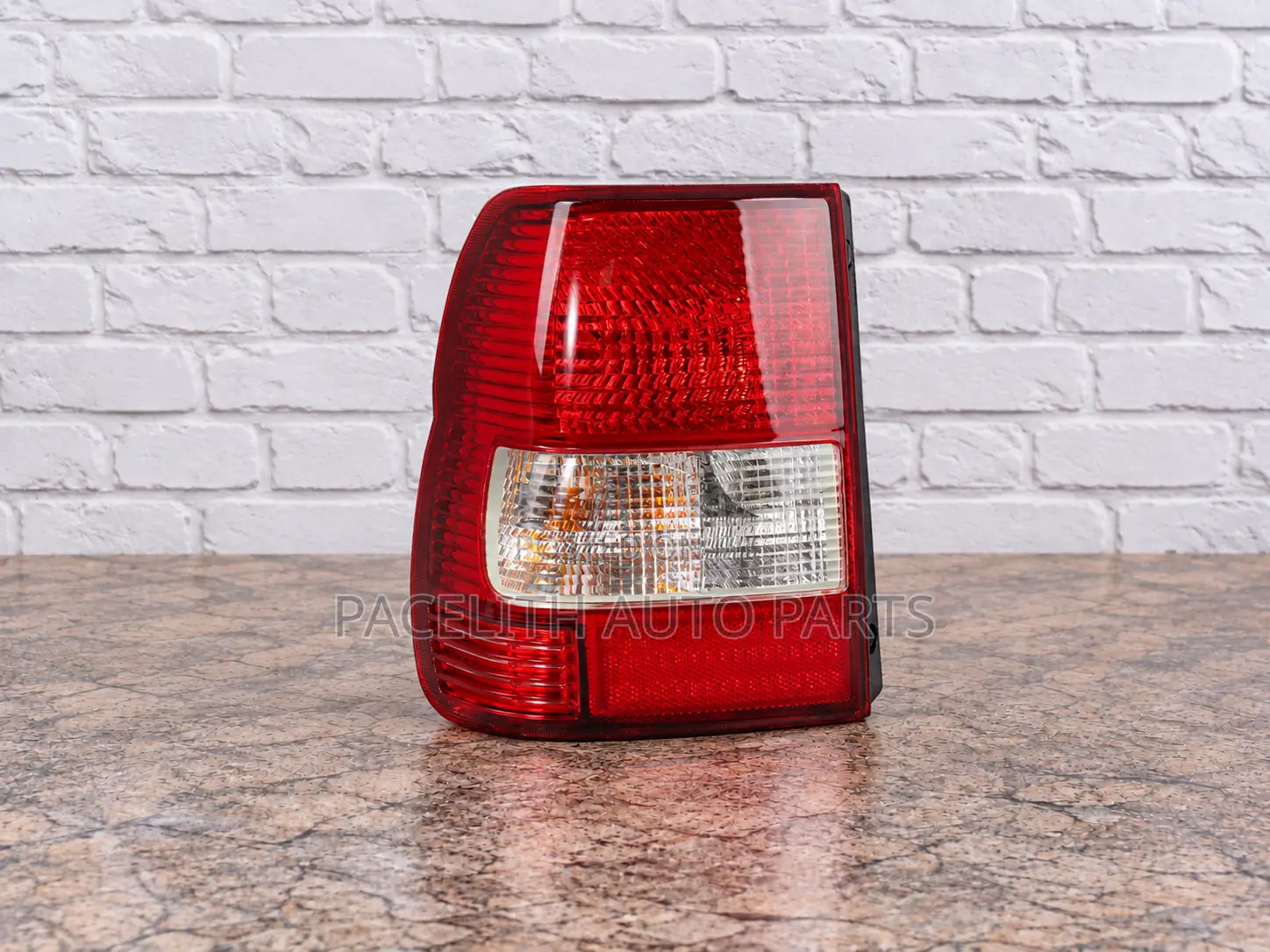 Depo Tail Lamp / Taillight Mitsubishi Pajero IO 2002 - 2006