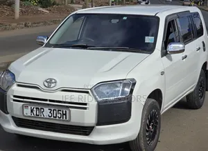 Toyota Succeed 2018 Off white