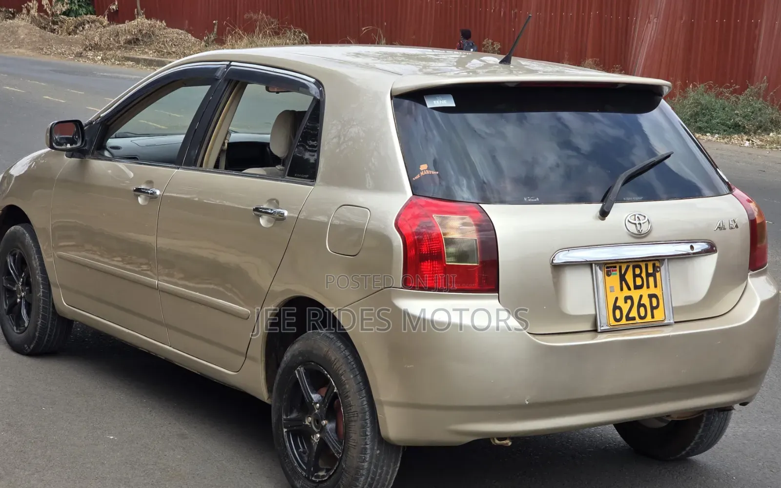 Toyota Corolla RunX 2004 Gold