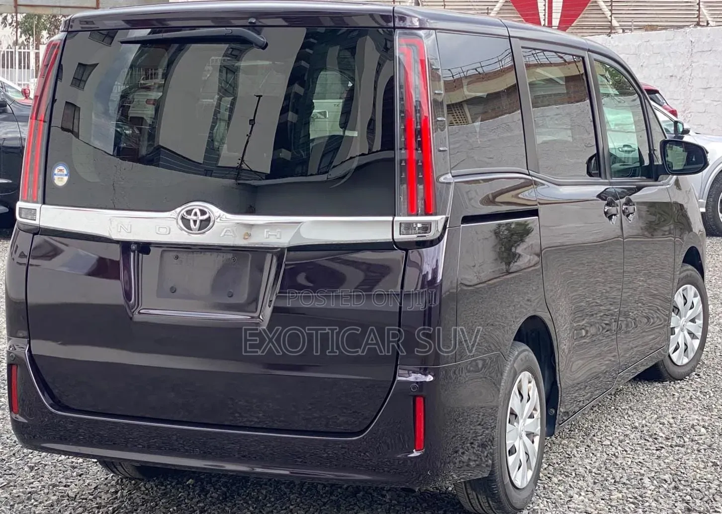 Toyota Noah 2.0 FWD (8 Seater) 2021 Matt Black