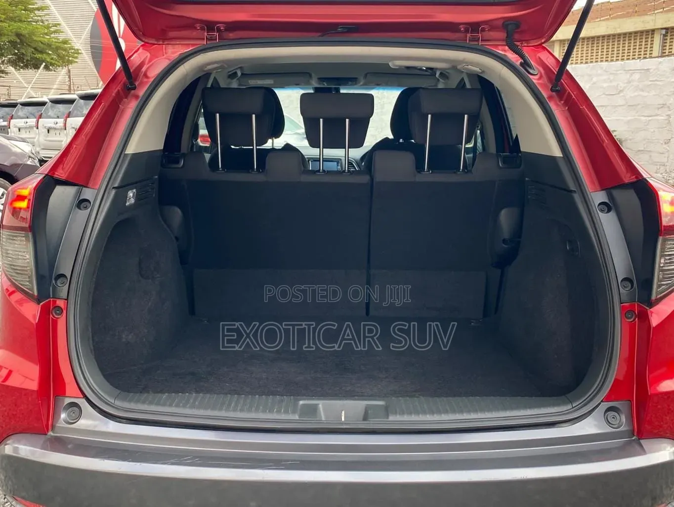 Honda Vezel 1.5 Hybrid 2WD 2019 Red