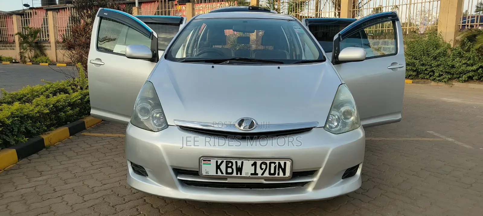 Toyota Wish 2006 Silver