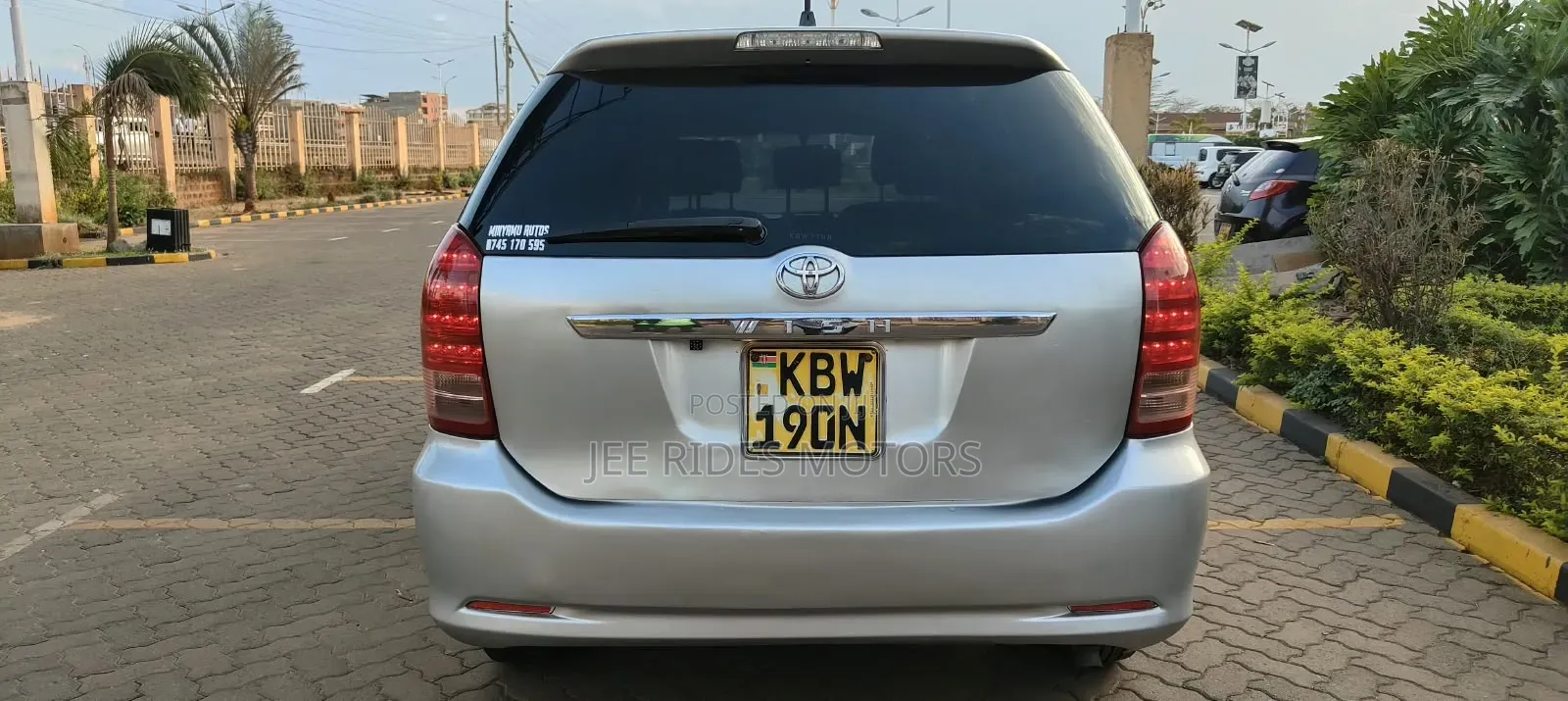 Toyota Wish 2006 Silver