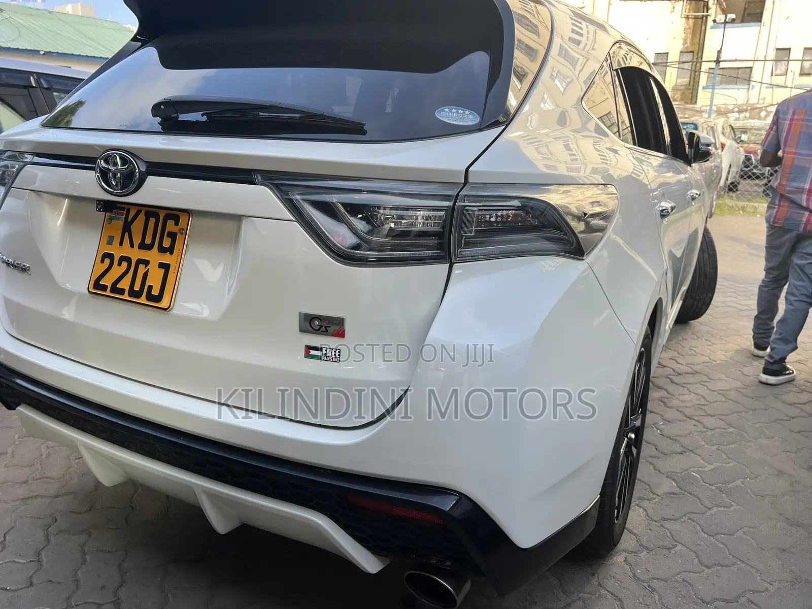 Toyota Harrier 2017