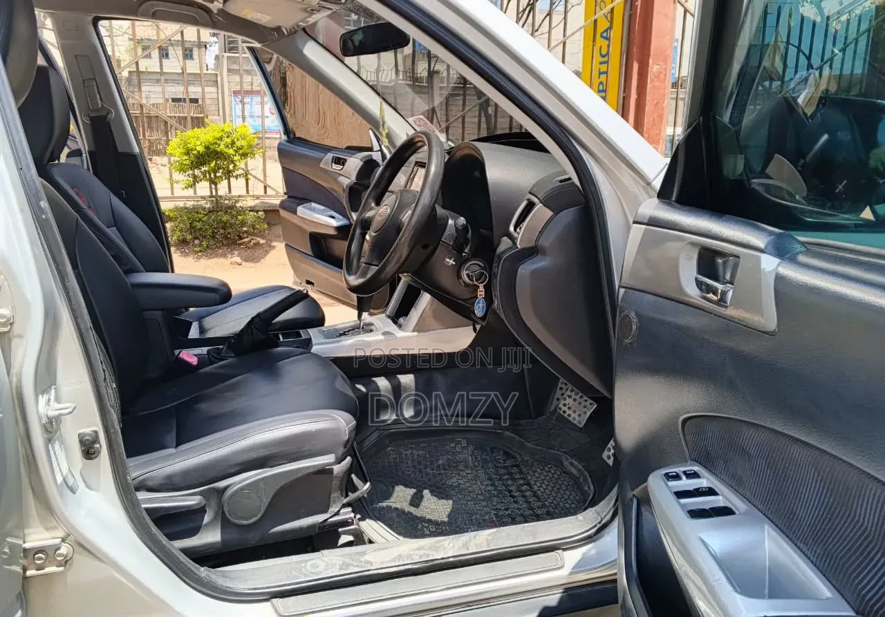 Subaru Forester 2009 Silver