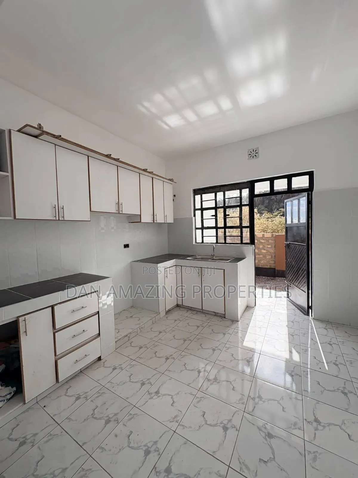 3bdrm Bungalow in Kimuka, Kibiku for sale