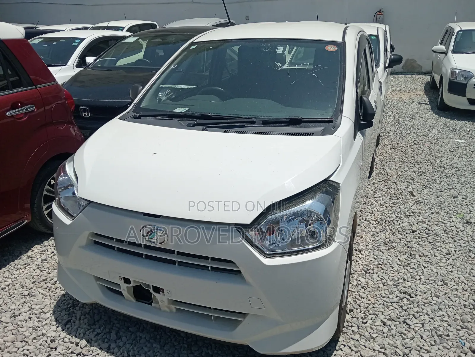 Daihatsu Mira 2019 White