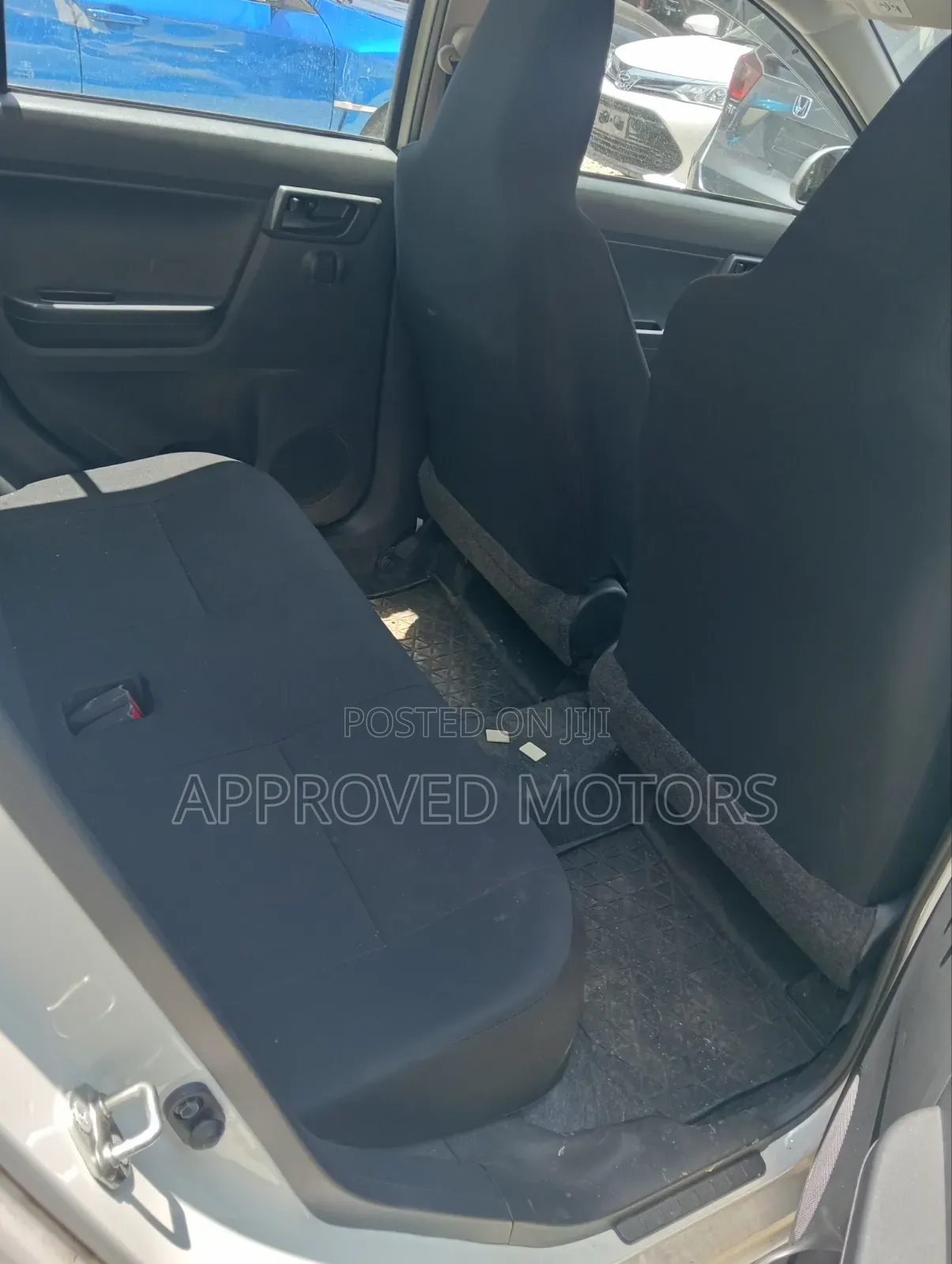 Daihatsu Mira 2019 White