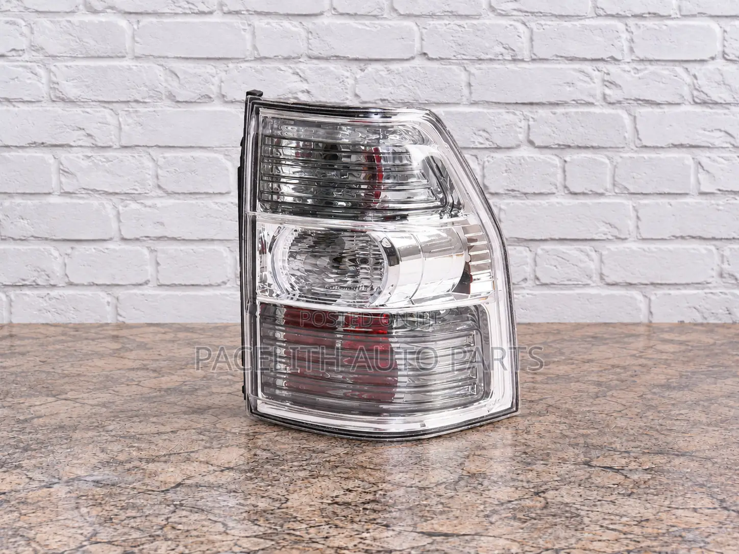 Casp Tail Lamp / Taillight Mitsubishi Pajero 2008 - 2009