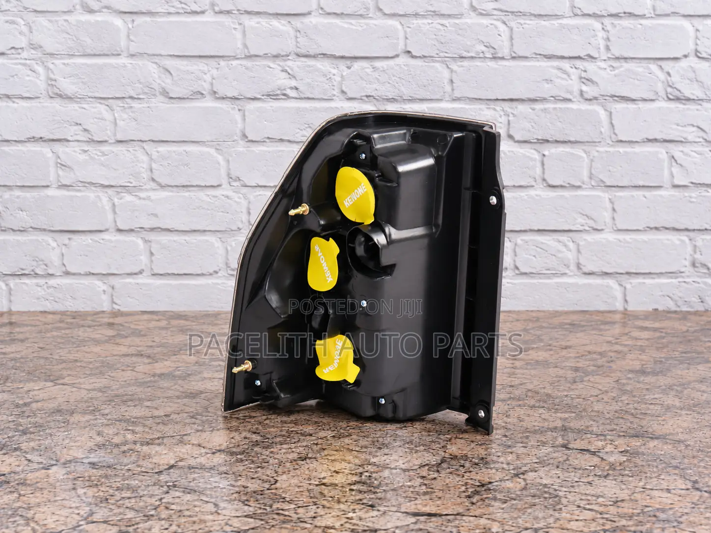 Casp Tail Lamp / Taillight Mitsubishi Pajero 2008 - 2009