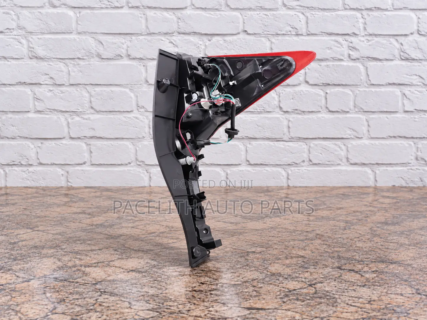 Casp Tail Lamp / Taillight Mitsubishi Pajero Sport 2016 - 2018