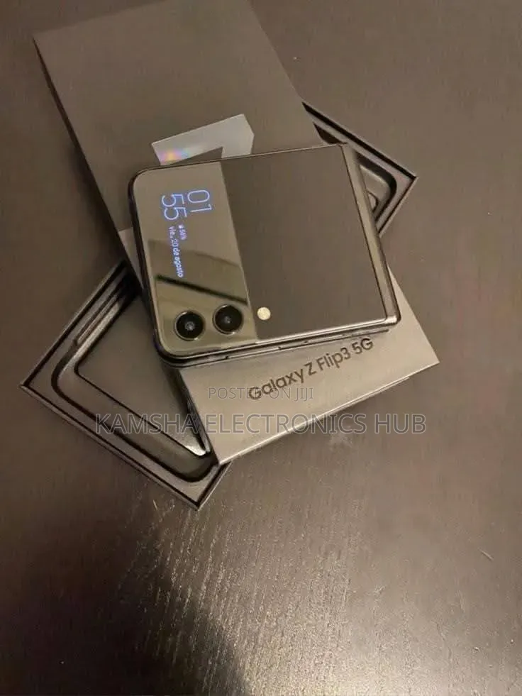 New Samsung Galaxy Z Flip 3 256 GB Silver