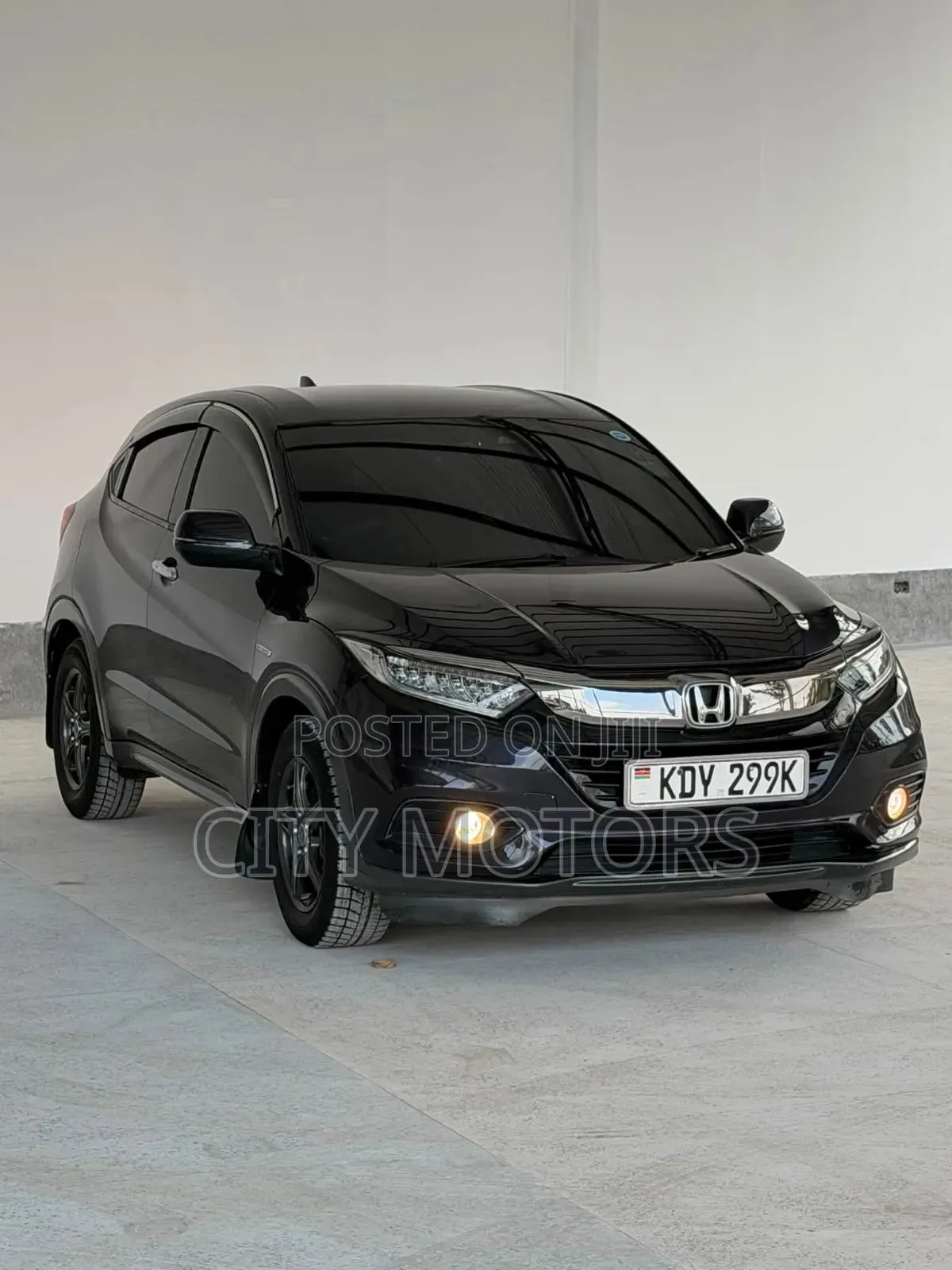 Honda Vezel 1.5 Hybrid 2WD 2019 Black