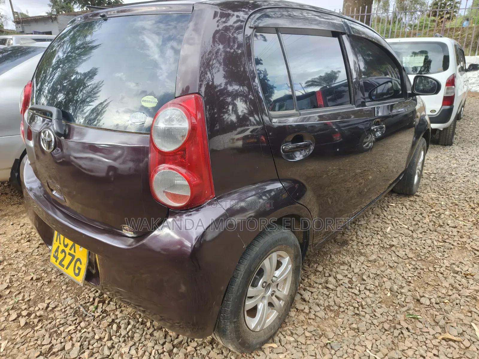 Toyota Passo 1.0 FWD 2011 Purple