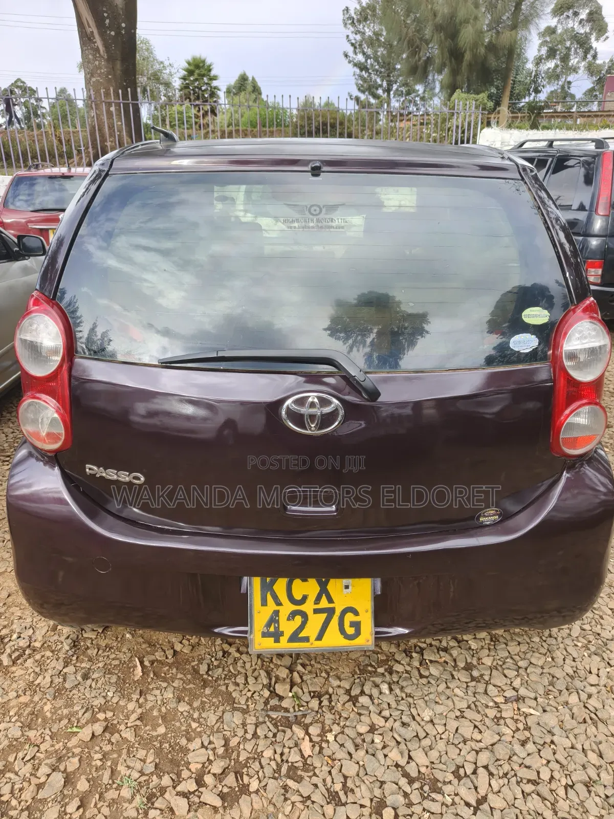 Toyota Passo 1.0 FWD 2011 Purple