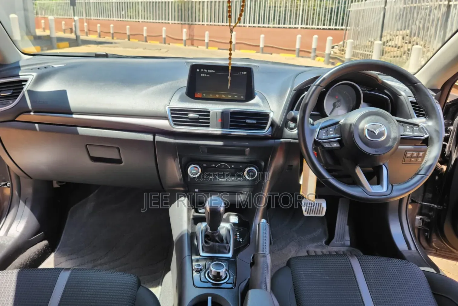 Mazda Axela 2019 Brown