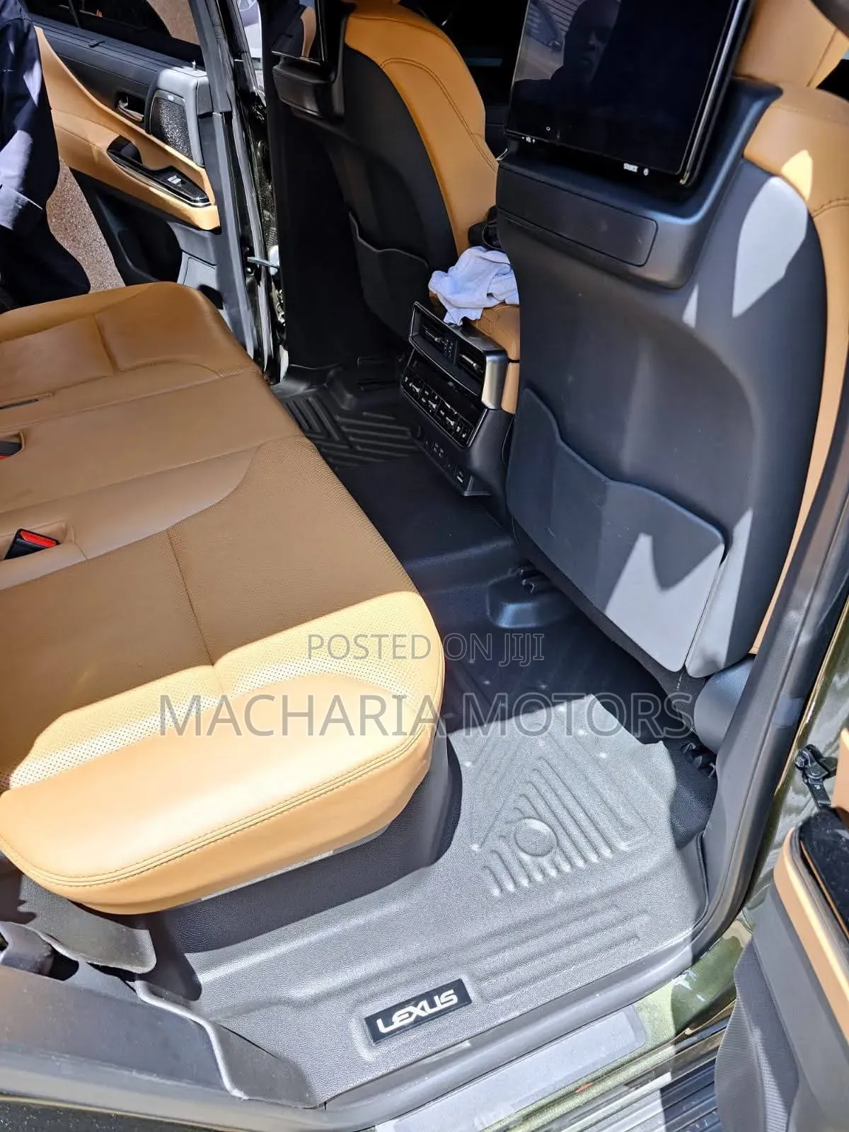 Lexus Lx 600 Custom Fit Floor Mats