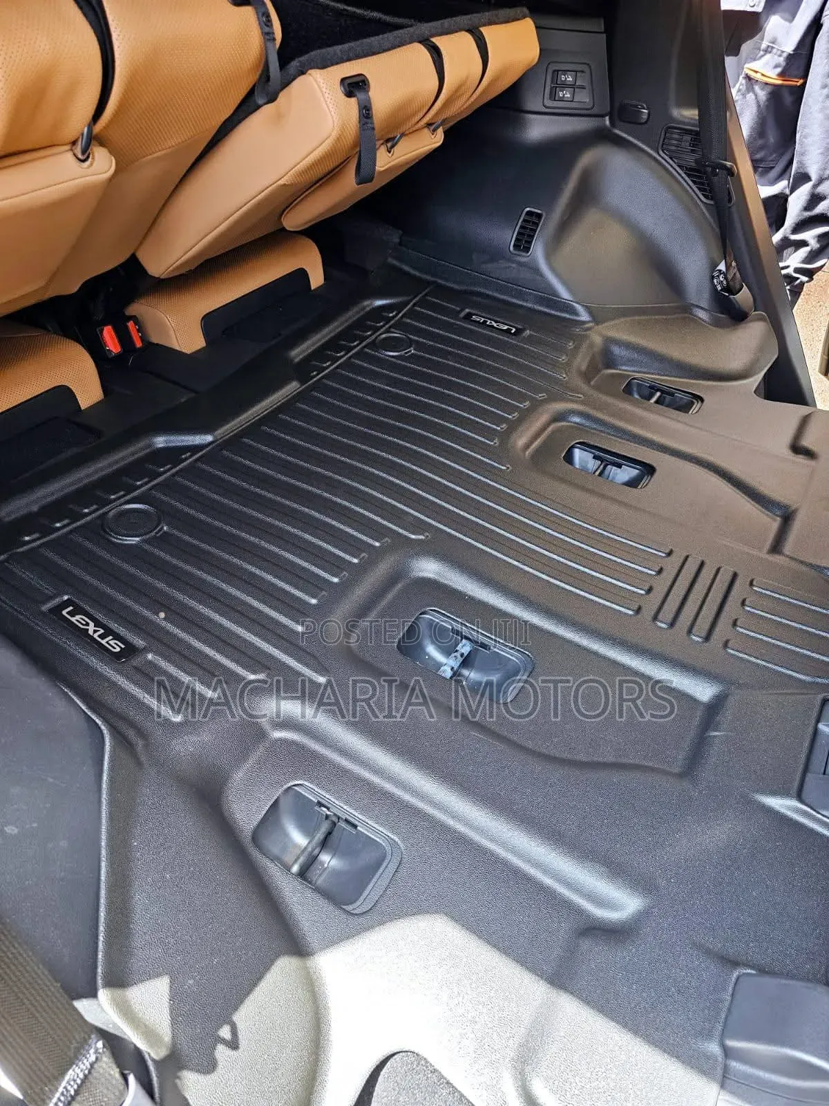 Lexus Lx 600 Custom Fit Floor Mats
