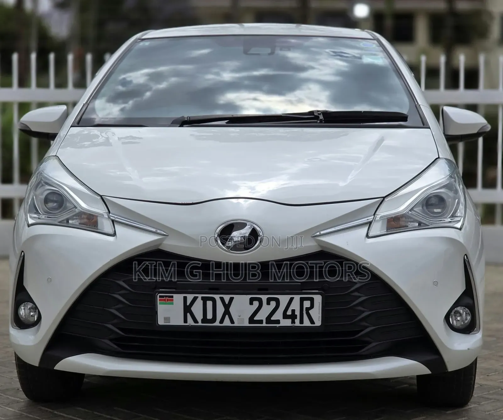 Toyota Vitz 2019 Pearl