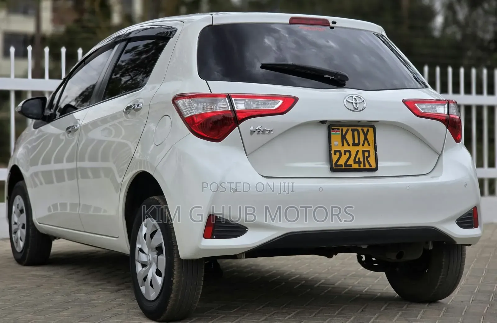 Toyota Vitz 2019 Pearl
