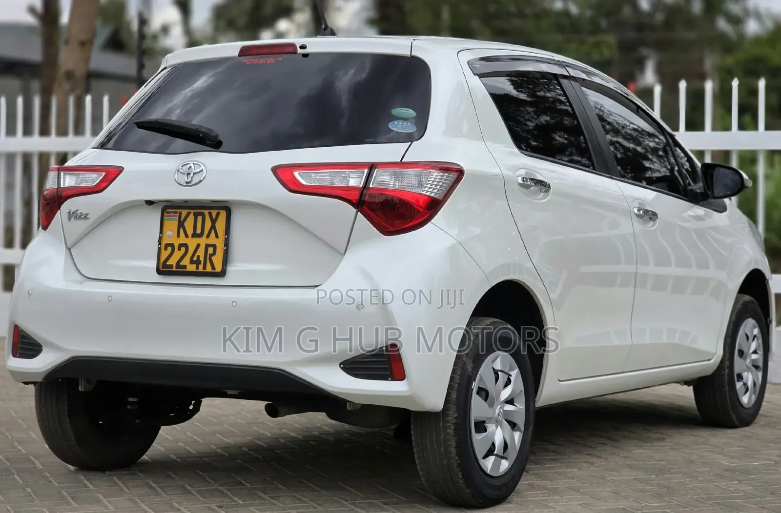 Toyota Vitz 2019 Pearl