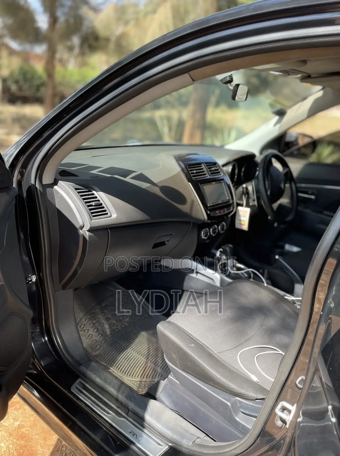 Mitsubishi RVR 2013 Black