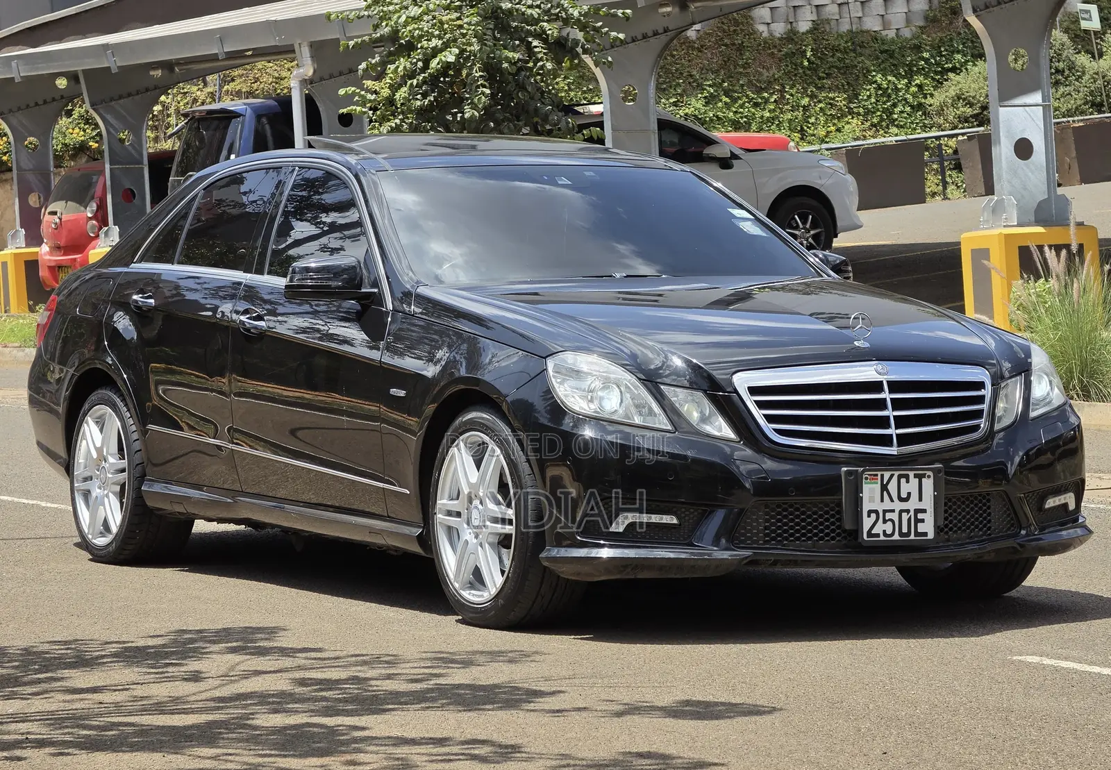 Mercedes-Benz E250 2011 Black