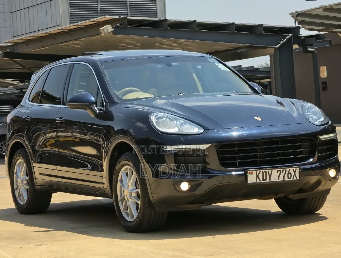 Porsche Cayenne 2015 Black