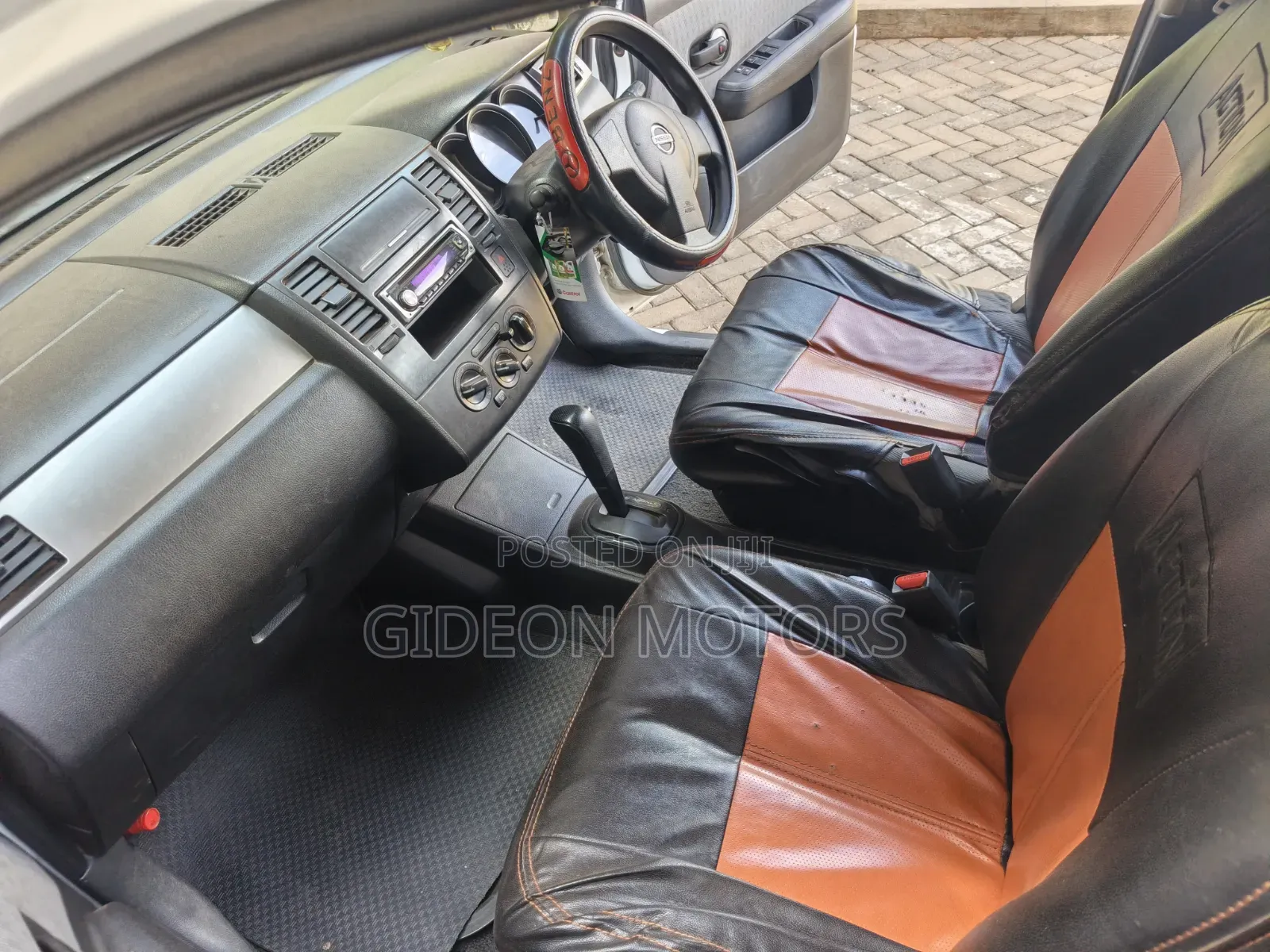 Nissan Tiida 2010 White