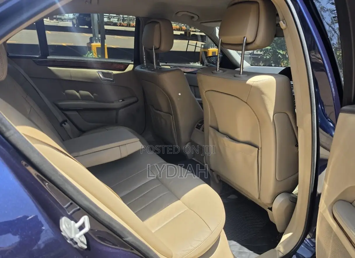 Mercedes-Benz E200 2012