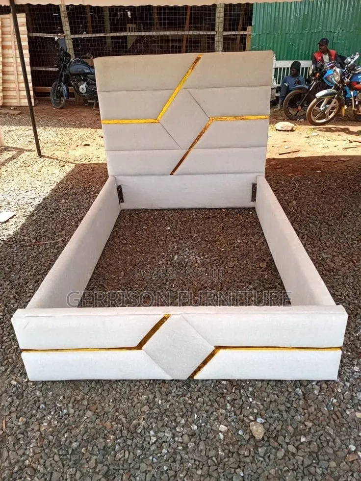 Brand New Luxury 4x6 Beige Velvet Bed With Gold Strips