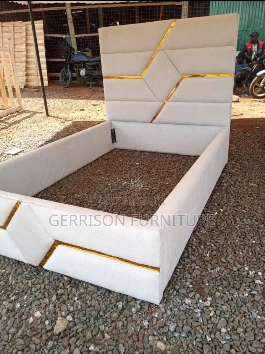 Brand New Luxury 4x6 Beige Velvet Bed With Gold Strips