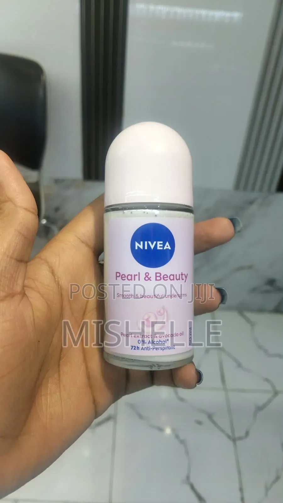 Nivea Rolon 48hrs