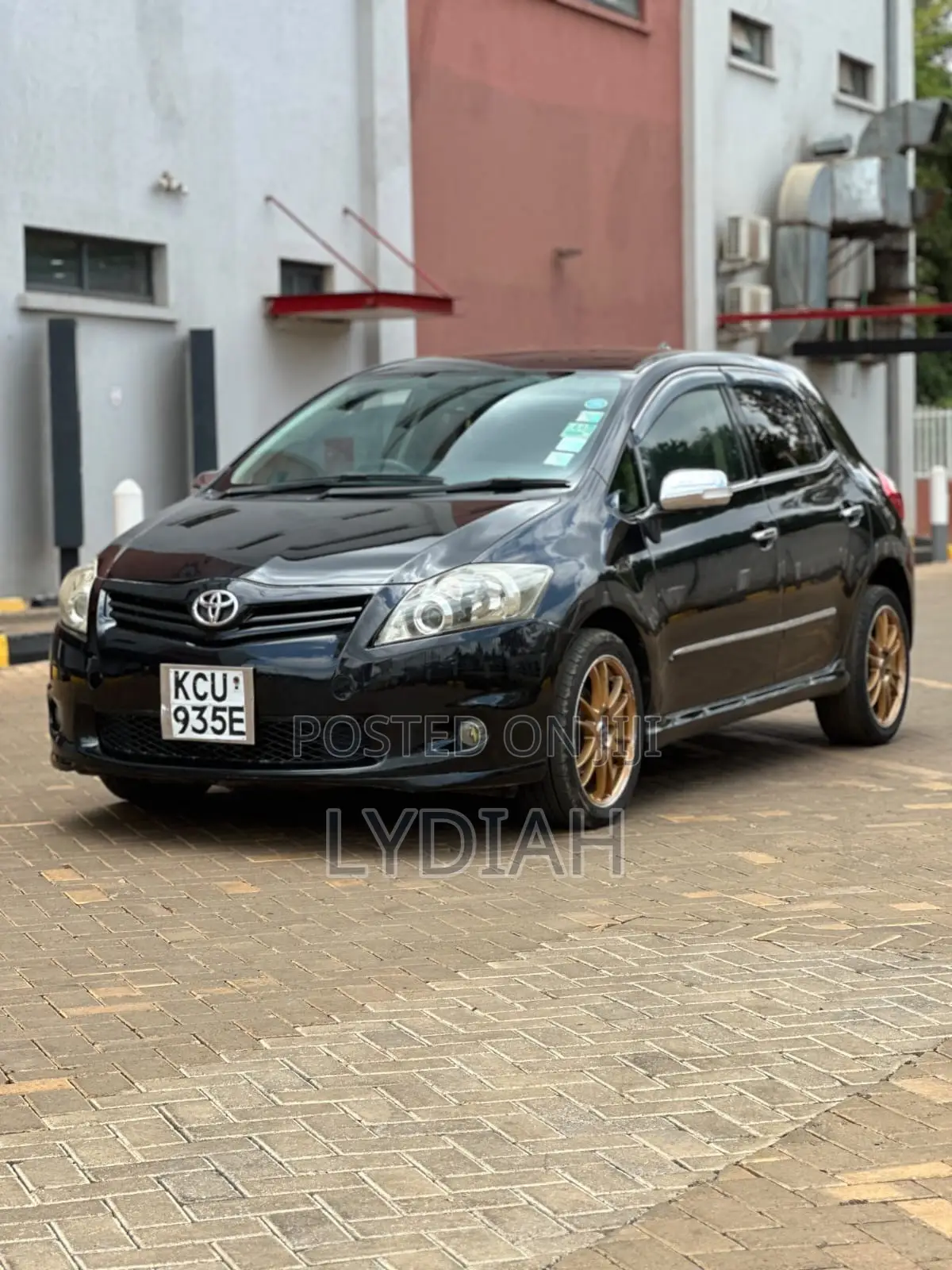 Toyota Auris 2012 Black